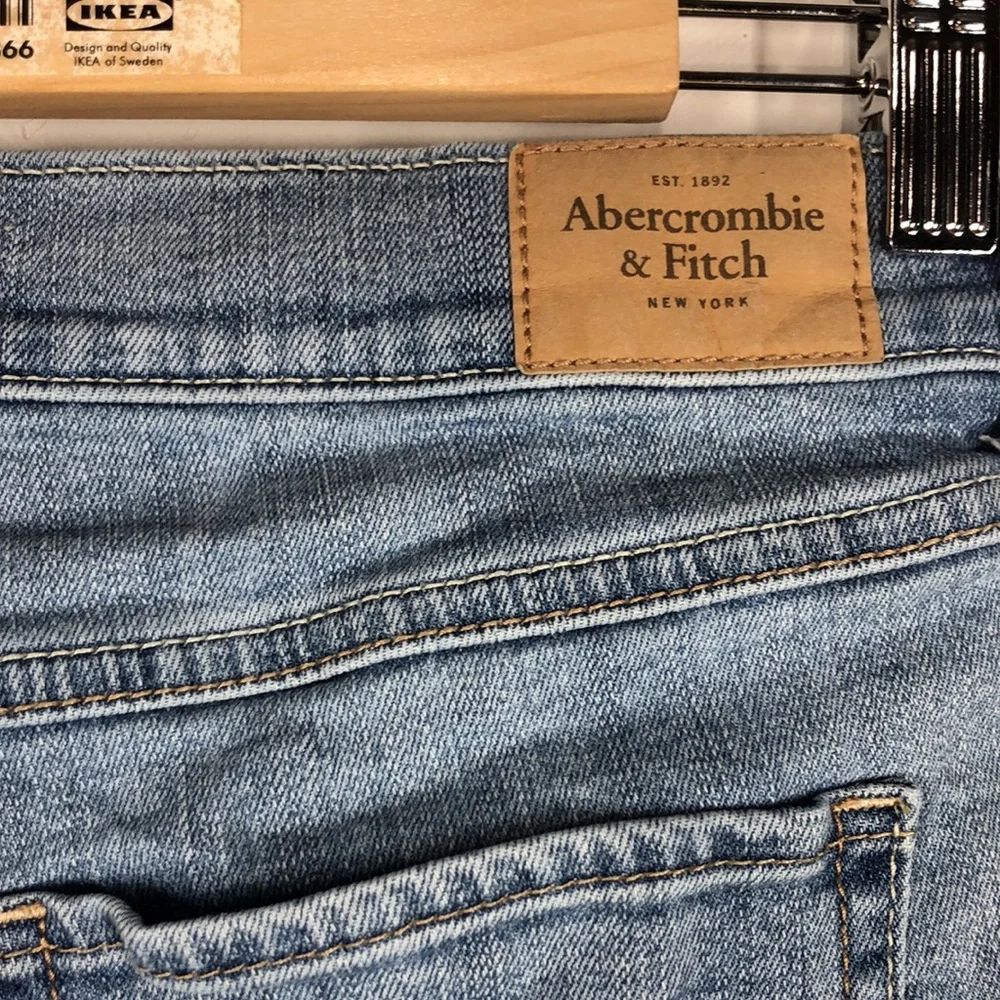 Abercrombie & Fitch jean shorts size 24 - Picture 5 of 9